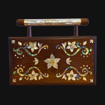 Sham – Luxe Damascene Clutch met Bloemmotief Parelmoer & Brokaat Voering